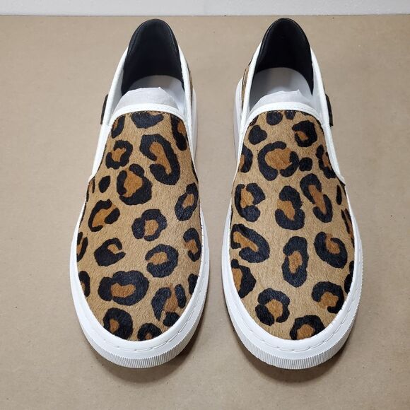 UGG Alameda Spotty Slip On - Picture 2 of 16